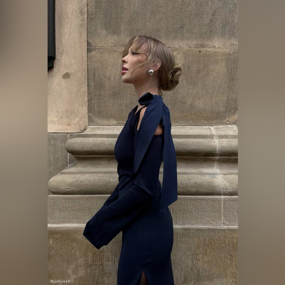 Meshki Nicola One Shoulder Crepe Maxi Dress - Dark Navy - Picture 4 of 9